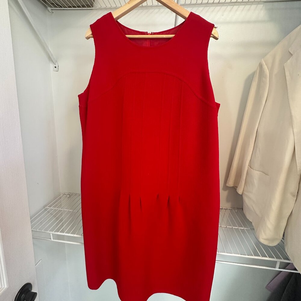 Oscar de la Renta Red Dress Light Pleats Sleeveless Mid-Short length. XL